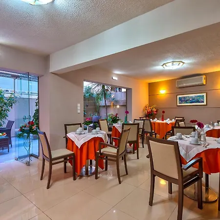 Hotel de apartamente Leonidas &