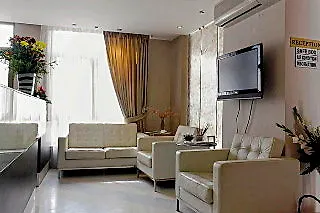 Leonidas & Hotel de apartamente 3*